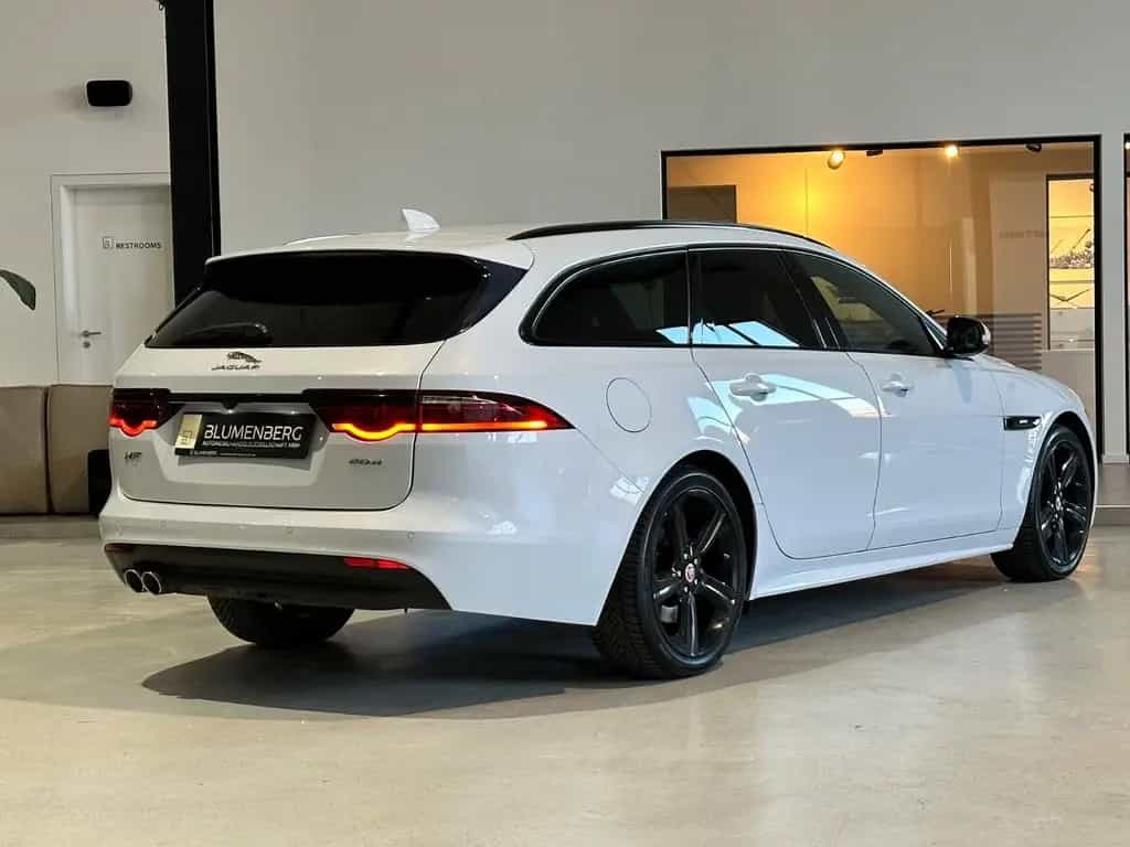 Jaguar XF Sportbrake 2.0d R-Sport *Black Pack,Kamera* 08/2018-photo-11