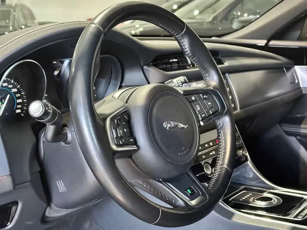 Jaguar XF Sportbrake 2.0d R-Sport *Black Pack,Kamera* 08/2018-photo-14