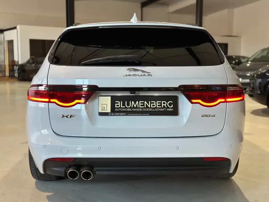 Jaguar XF Sportbrake 2.0d R-Sport *Black Pack,Kamera* 08/2018-photo-18