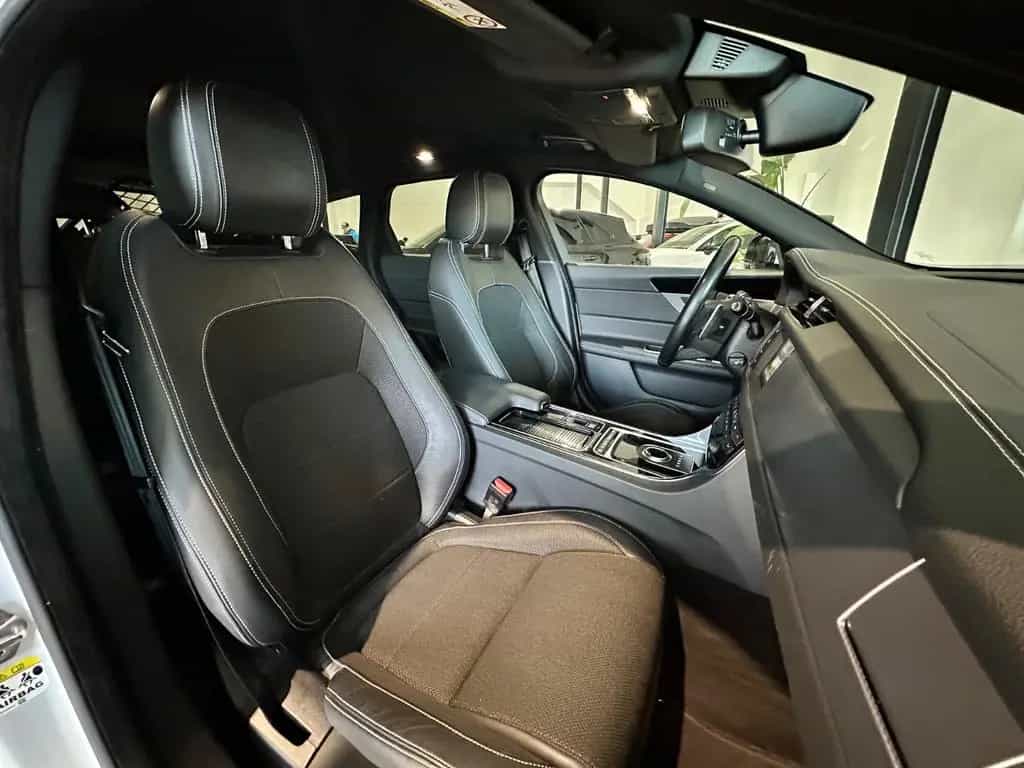 Jaguar XF Sportbrake 2.0d R-Sport *Black Pack,Kamera* 08/2018-photo-22