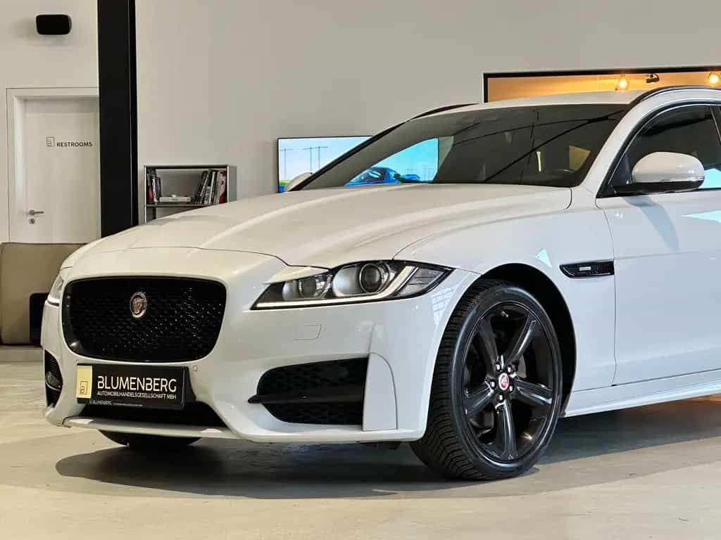 Jaguar XF Sportbrake 2.0d R-Sport *Black Pack,Kamera* 08/2018-photo-5