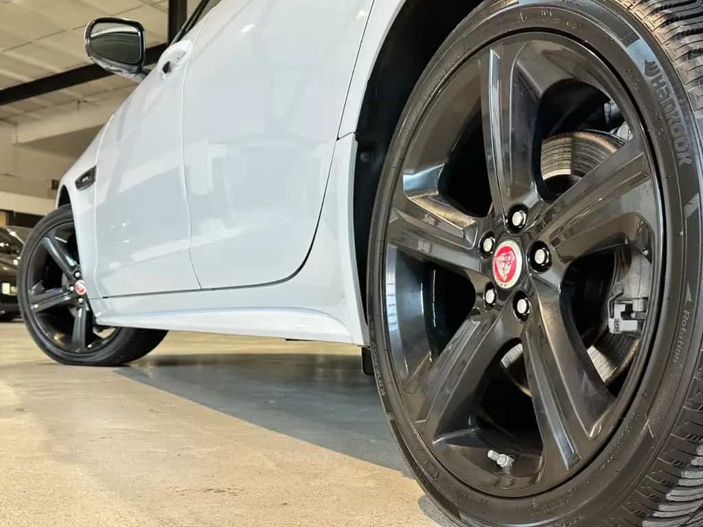Jaguar XF Sportbrake 2.0d R-Sport *Black Pack,Kamera* 08/2018-photo-9