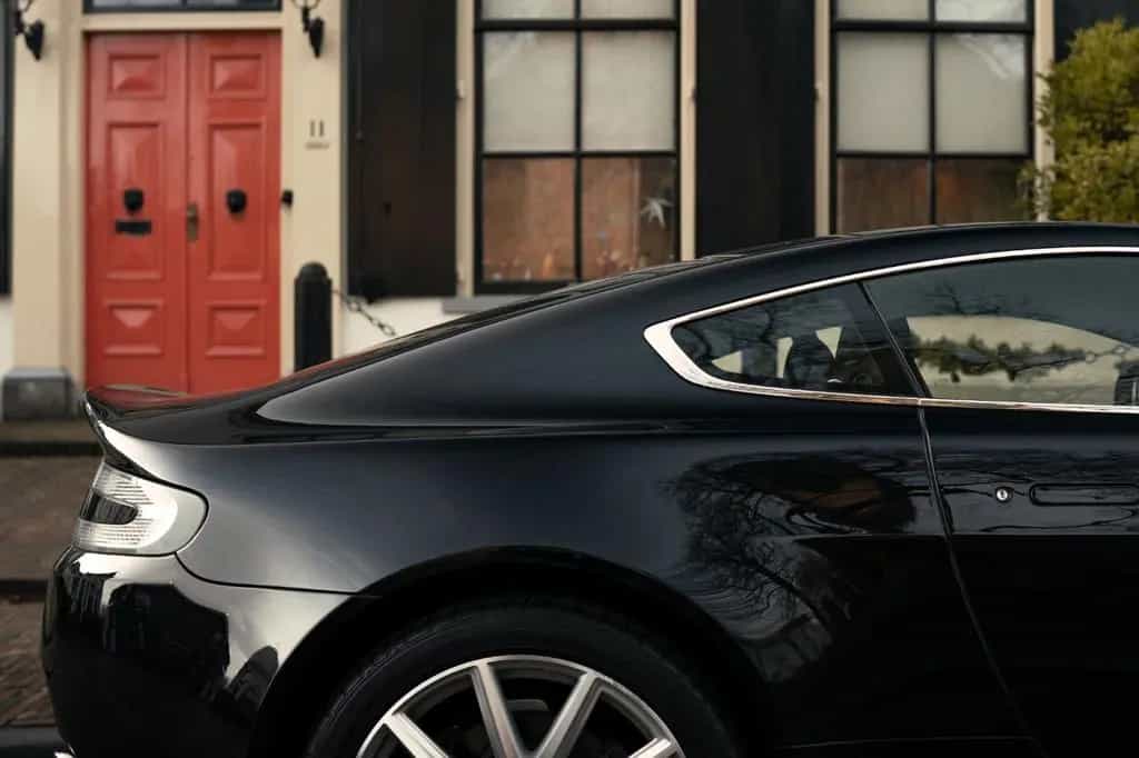 Aston Martin V8 Vantage 4.7l Sportshift 09/2012-photo-17