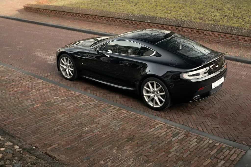 Aston Martin V8 Vantage 4.7l Sportshift 09/2012-photo-4
