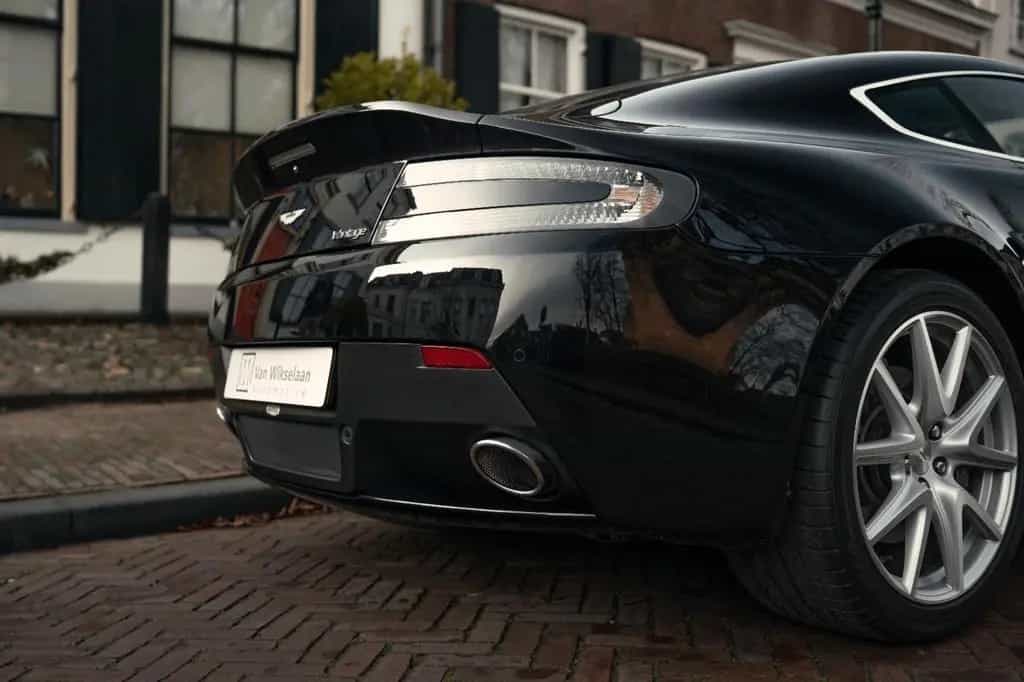 Aston Martin V8 Vantage 4.7l Sportshift 09/2012-photo-6