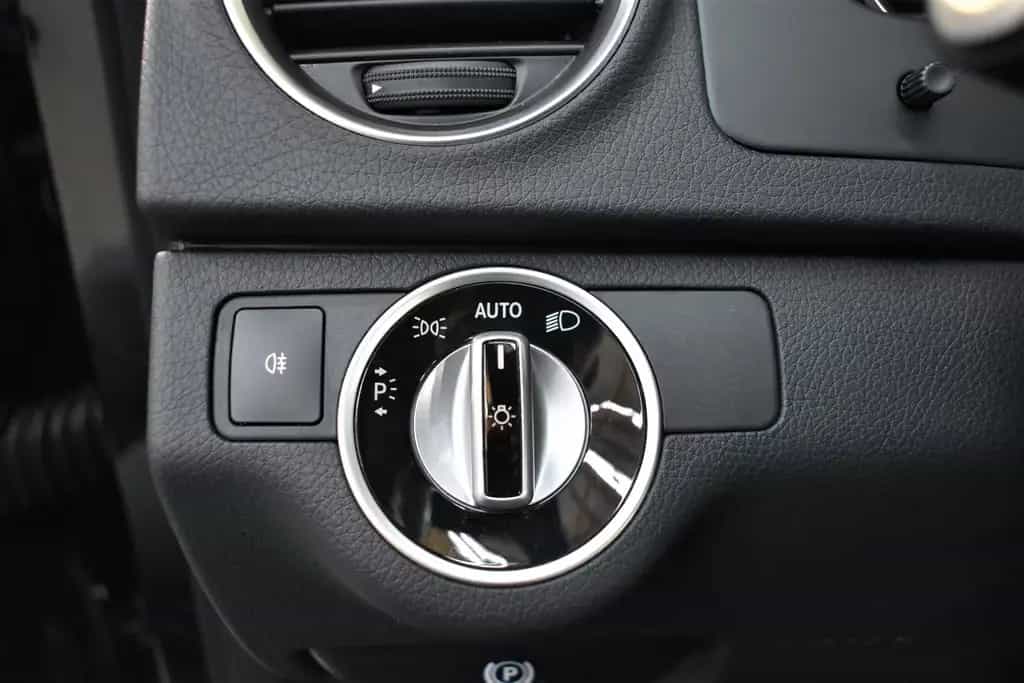 Mercedes-Benz C 200 T AMG-Sportpaket+BI-Xenon+Memory+Navi+PDC 10/2012-photo-22