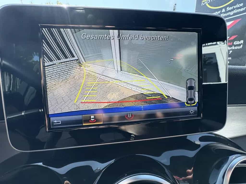 Mercedes-Benz C-Class 180 AMG Line Interieur*Burmester*Sportfahrwerk 09/2018-photo-21