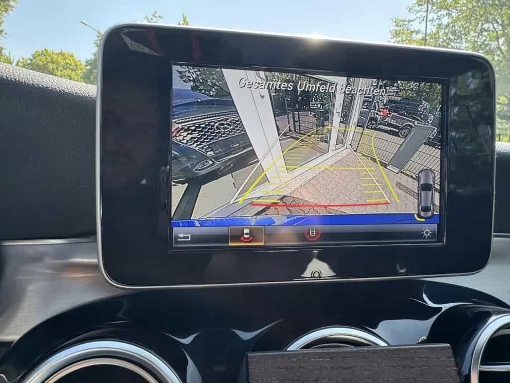 Mercedes-Benz C-Class 180 AMG Line Interieur*Burmester*Sportfahrwerk 09/2018-photo-25