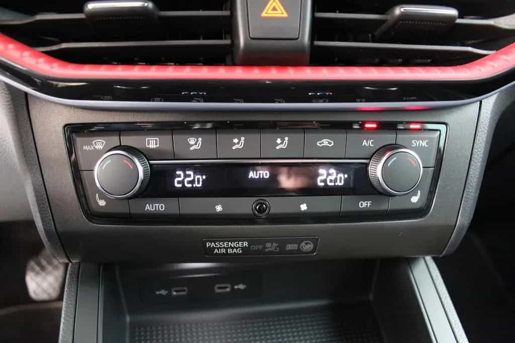 Seat Ibiza FR 110PS Kamera Full-Link DAB GRA 08/2021-photo-12