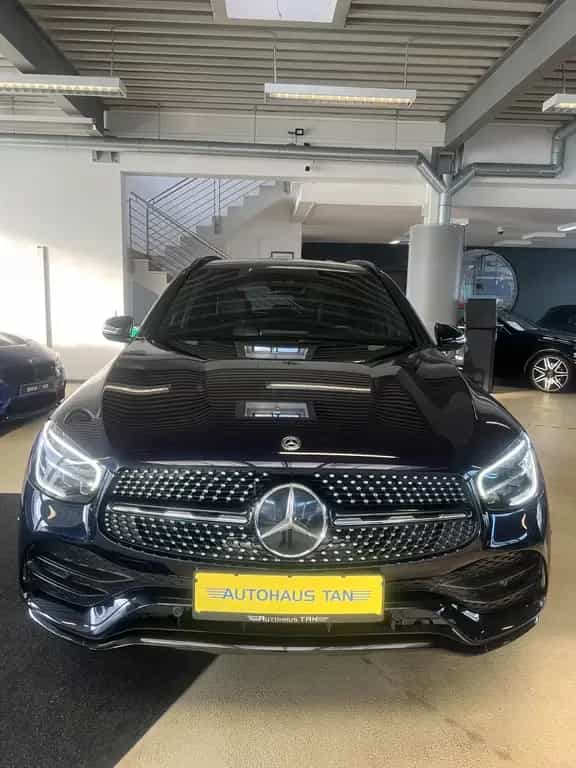 Mercedes-Benz GLC 200 4Matic AMG LINE Night Paket *1.HAND* 06/2020-photo-1