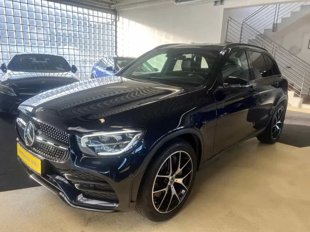 Mercedes-Benz GLC 200 4Matic AMG LINE Night Paket *1.HAND* 06/2020-photo-2