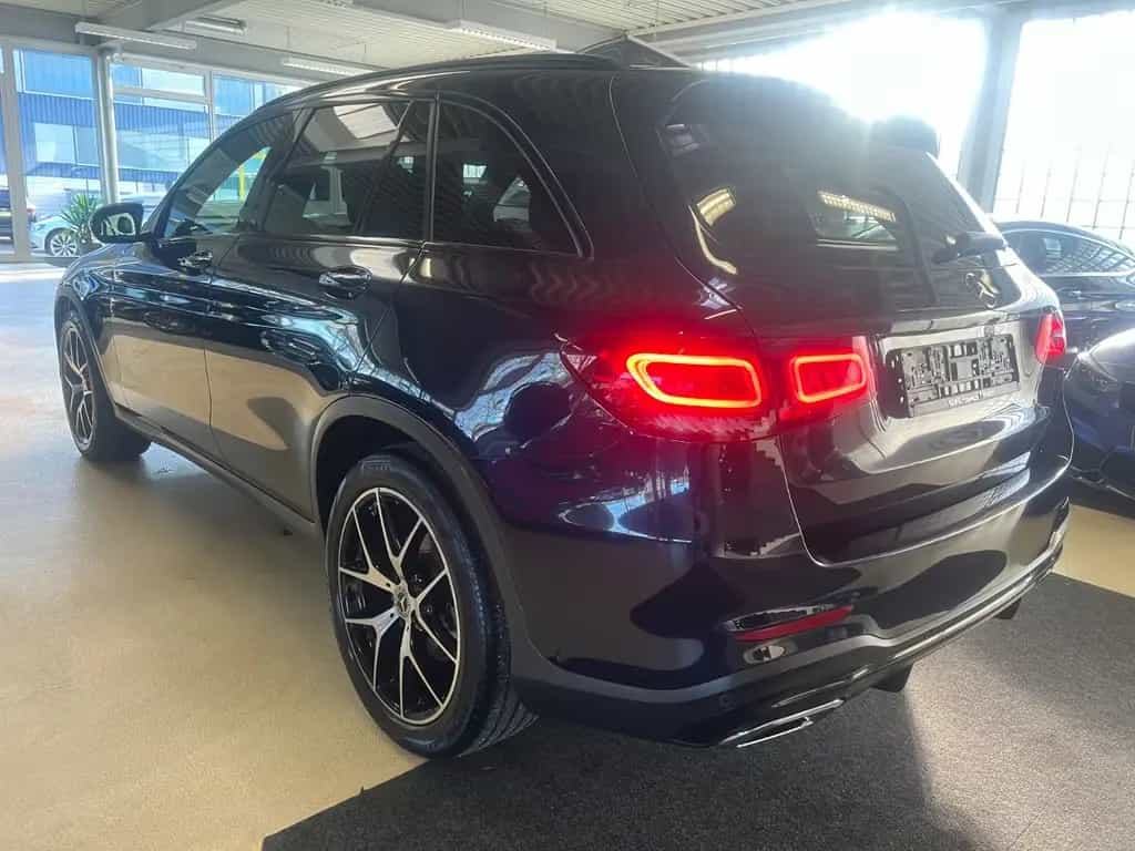 Mercedes-Benz GLC 200 4Matic AMG LINE Night Paket *1.HAND* 06/2020-photo-4