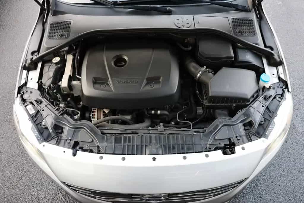Volvo S60 T5/R-Design/ACC+SPUR/4xSHZ/LHZ/KAMERA/TTW/18 04/2016-photo-15
