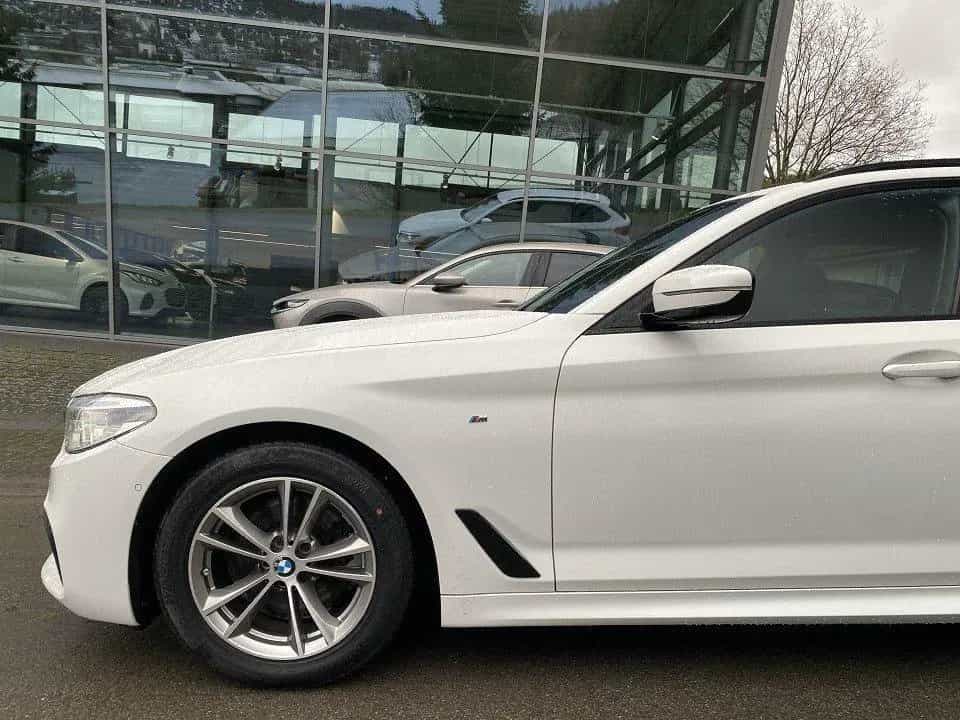 BMW 5 Series 520d 190 PS M Sport-Paket *Winterräder* 07/2019-photo-17