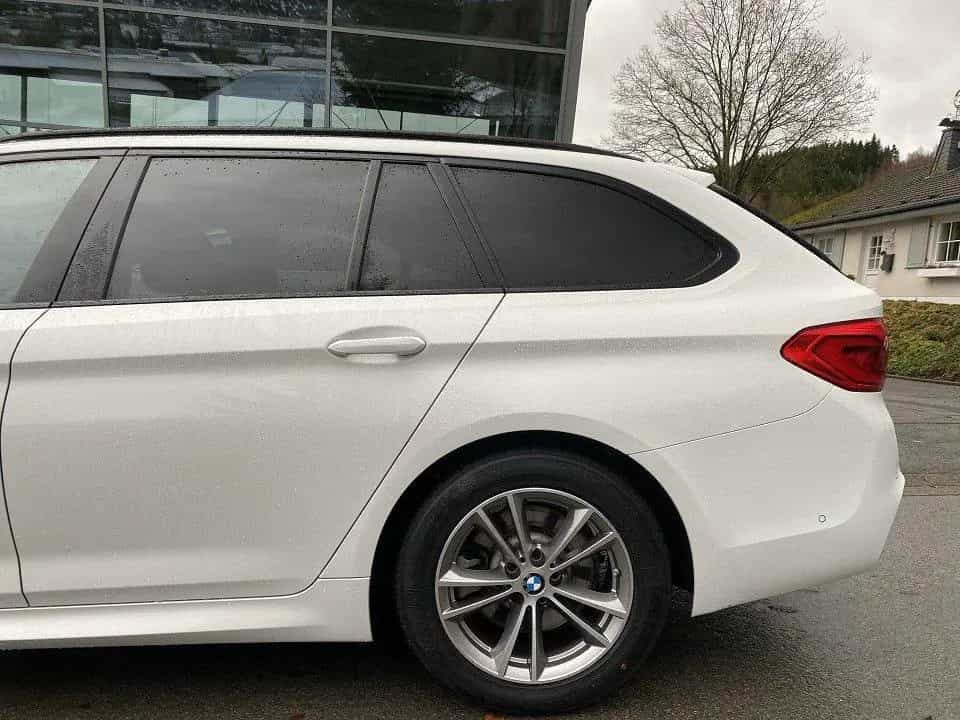 BMW 5 Series 520d 190 PS M Sport-Paket *Winterräder* 07/2019-photo-19