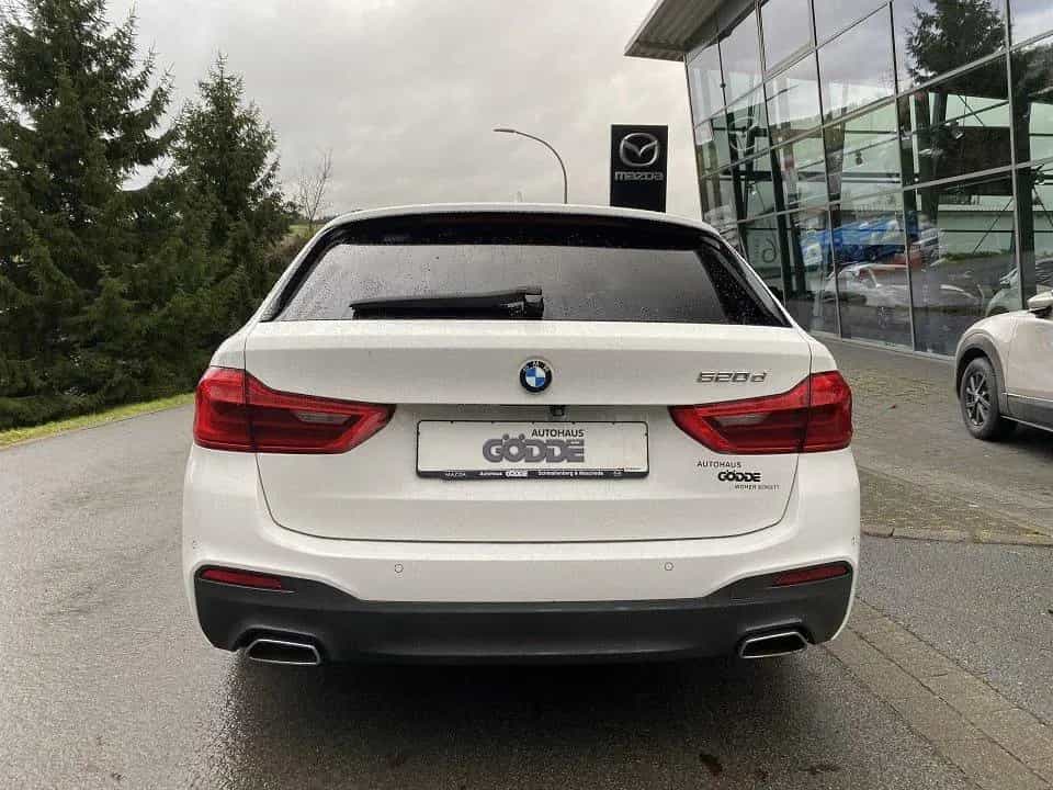 BMW 5 Series 520d 190 PS M Sport-Paket *Winterräder* 07/2019-photo-21