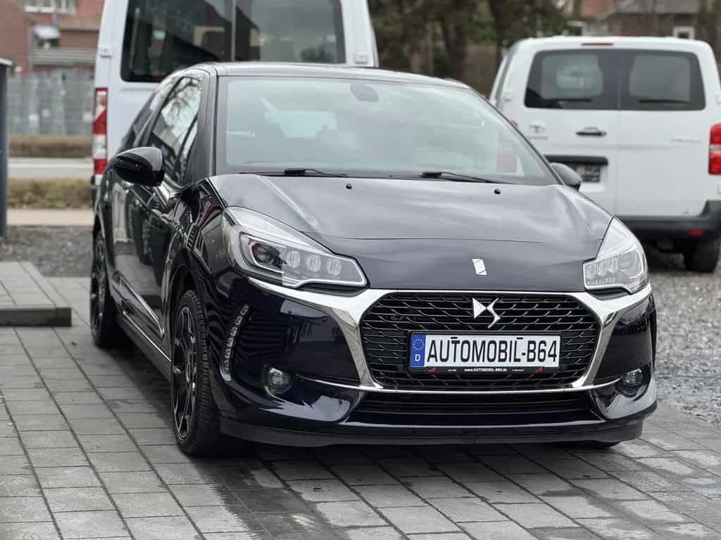 DS Automobiles DS3 Connected Chic *AUTOMATIK|ALLWETTER|TÜV* 07/2019-photo-4