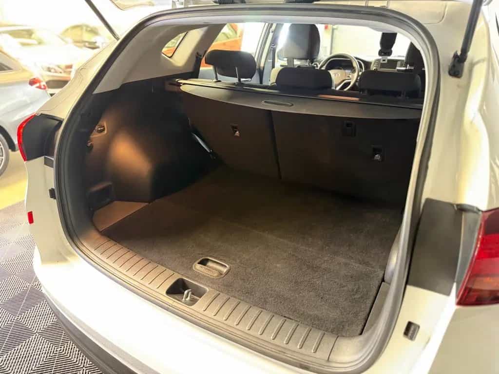 Hyundai TUCSON Pure 2WD 1.6-LED-TÜV/SERVICE NEU-ALU- 02/2020-photo-10