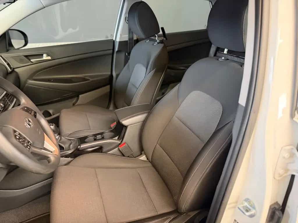 Hyundai TUCSON Pure 2WD 1.6-LED-TÜV/SERVICE NEU-ALU- 02/2020-photo-8