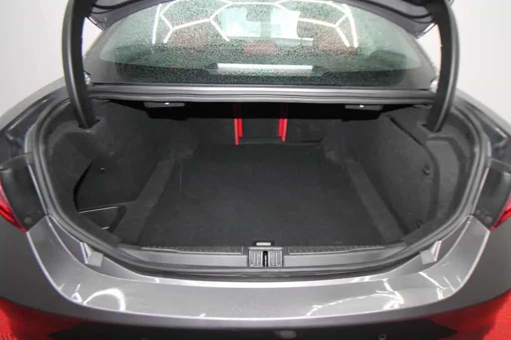 Alfa Romeo Giulia Super 2.2 JTDM 1 Hand LHZ SHZ Bi-Xenon 09/2016-photo-15
