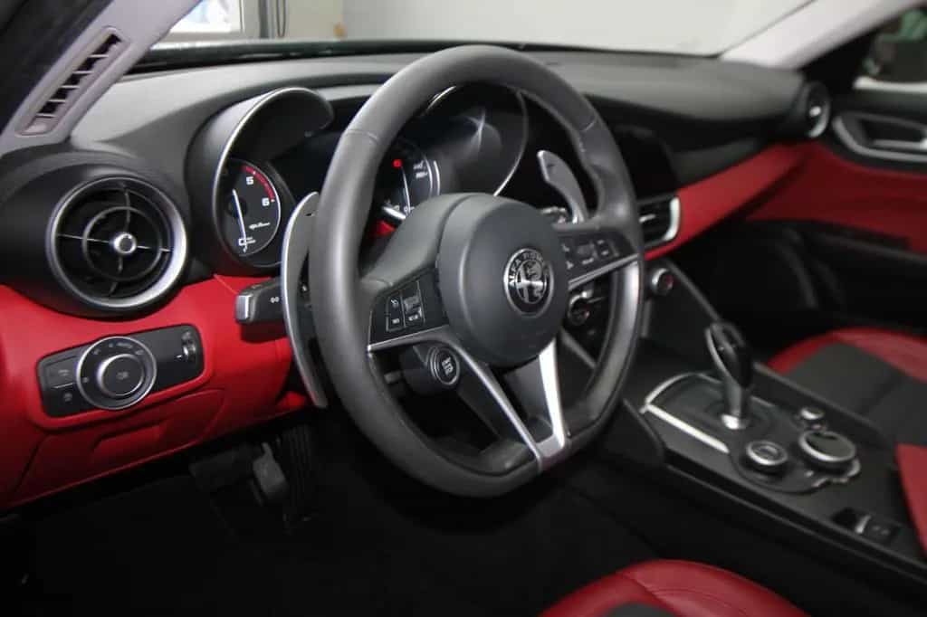 Alfa Romeo Giulia Super 2.2 JTDM 1 Hand LHZ SHZ Bi-Xenon 09/2016-photo-19