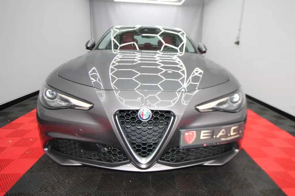 Alfa Romeo Giulia Super 2.2 JTDM 1 Hand LHZ SHZ Bi-Xenon 09/2016-photo-2
