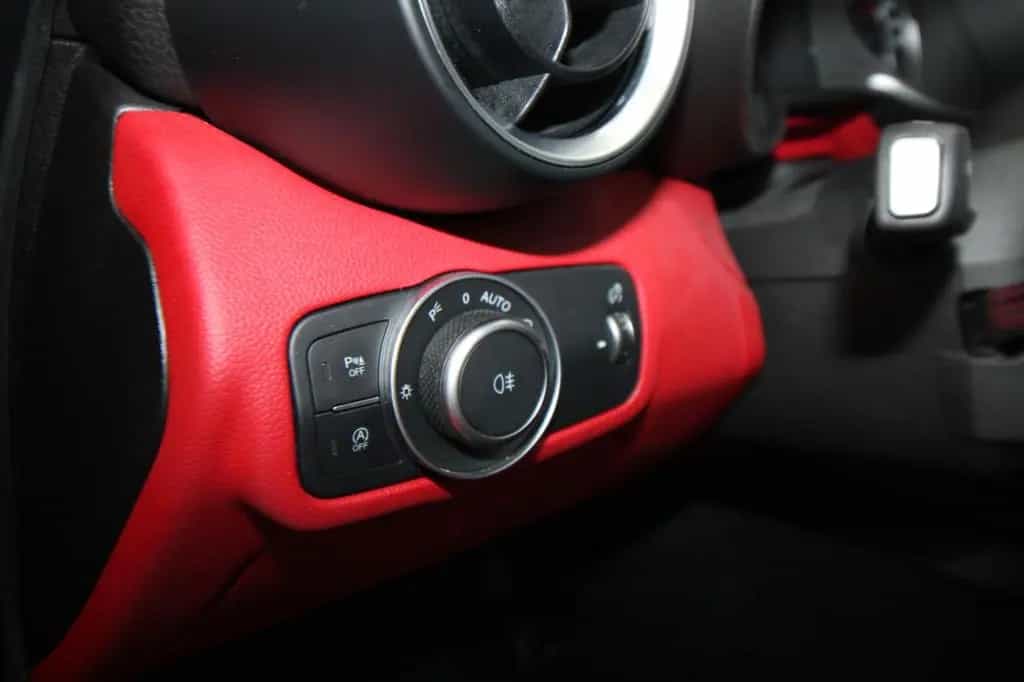Alfa Romeo Giulia Super 2.2 JTDM 1 Hand LHZ SHZ Bi-Xenon 09/2016-photo-20
