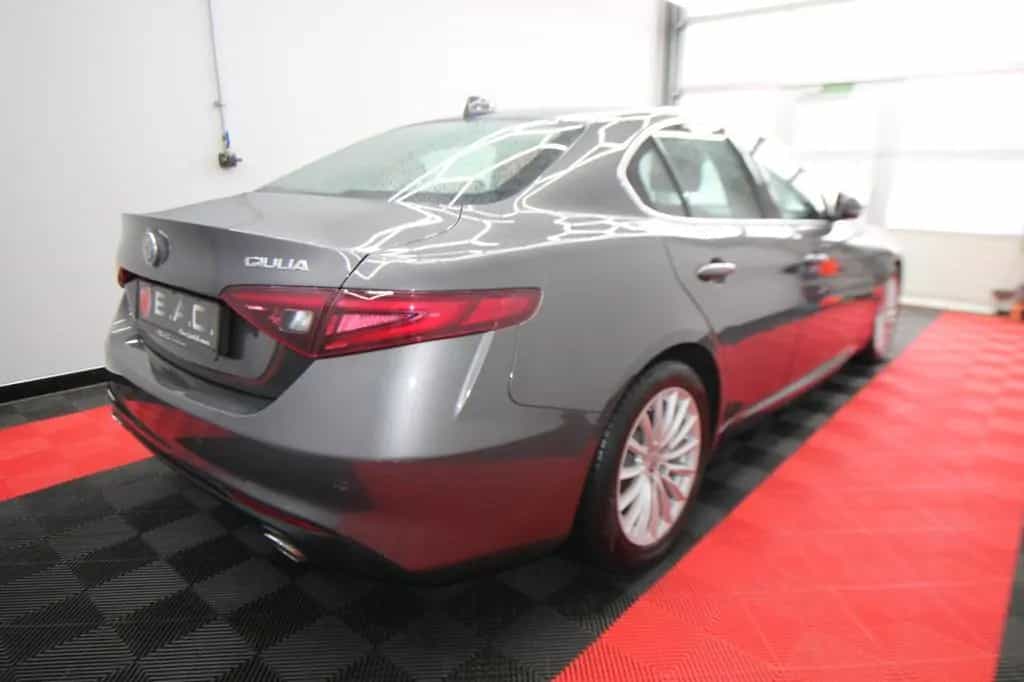 Alfa Romeo Giulia Super 2.2 JTDM 1 Hand LHZ SHZ Bi-Xenon 09/2016-photo-7
