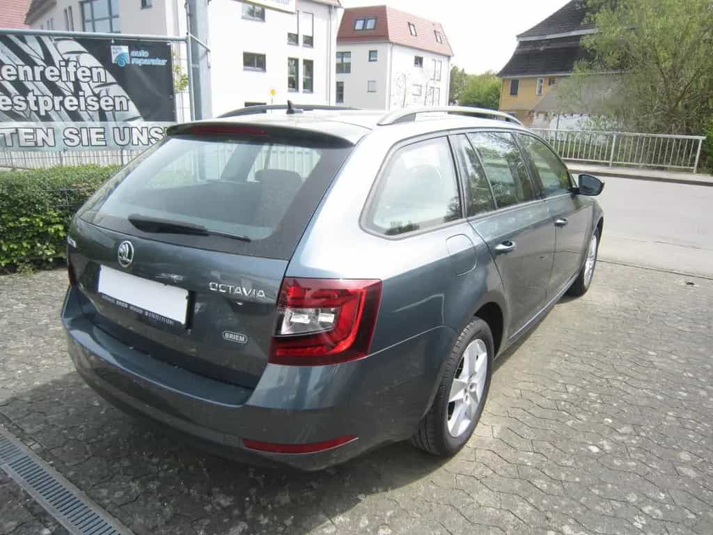 Skoda Octavia Kombi Ambition1.Hd,NAVI,Induktionsladen 08/2018-photo-8