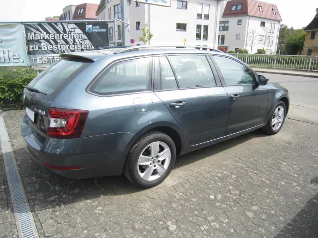 Skoda Octavia Kombi Ambition1.Hd,NAVI,Induktionsladen 08/2018-photo-9