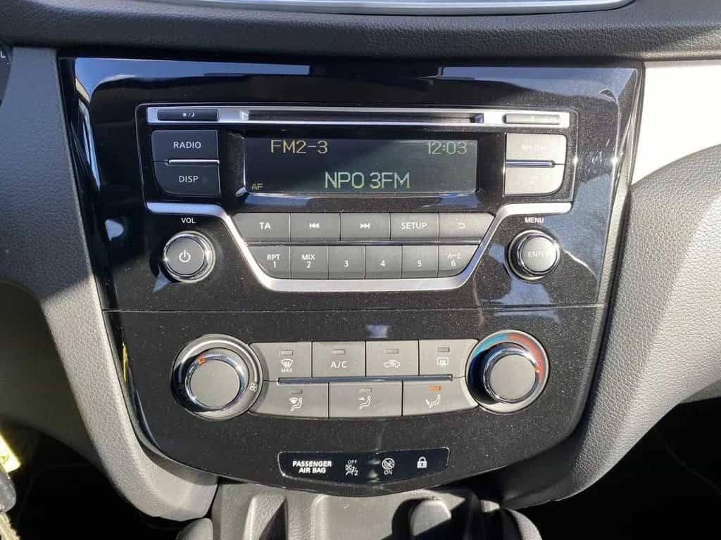 Nissan Qashqai 1.3 DIG-T Visia Climate contr./Parkeerse 06/2019-photo-22