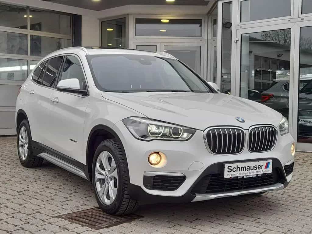 BMW X1 xDrive20i xLine,LED,PANO,RFK,HUD,NAVI,HIFI 03/2017-photo-0