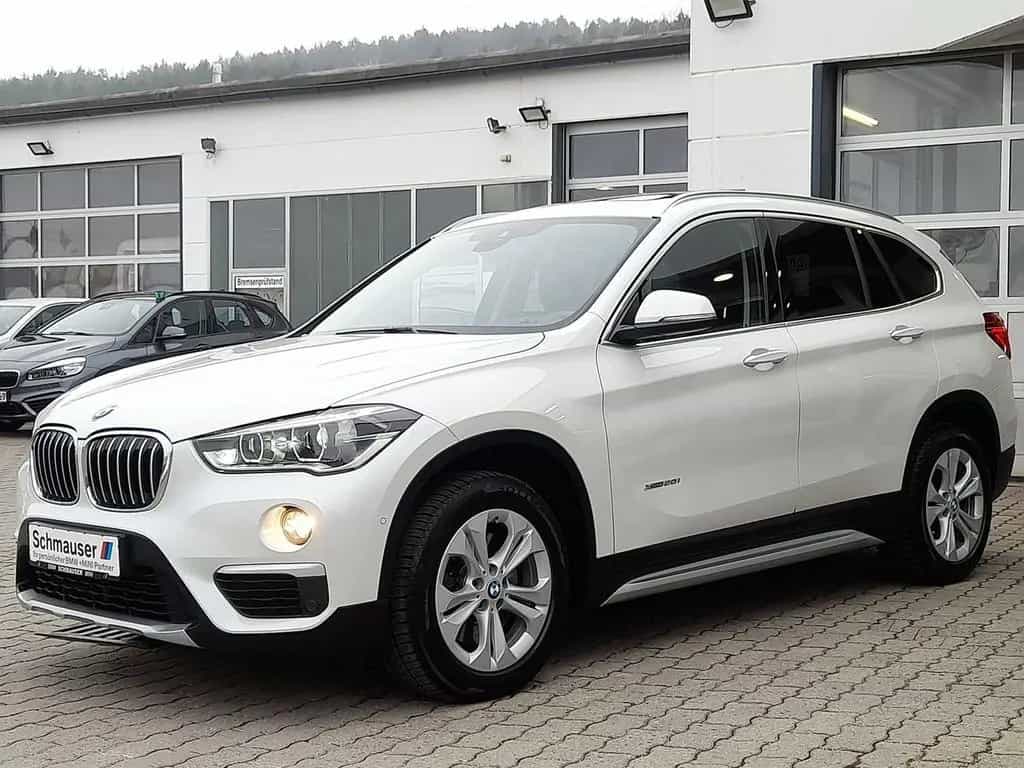 BMW X1 xDrive20i xLine,LED,PANO,RFK,HUD,NAVI,HIFI 03/2017-photo-16