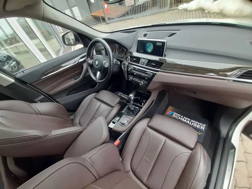 BMW X1 xDrive20i xLine,LED,PANO,RFK,HUD,NAVI,HIFI 03/2017-photo-18