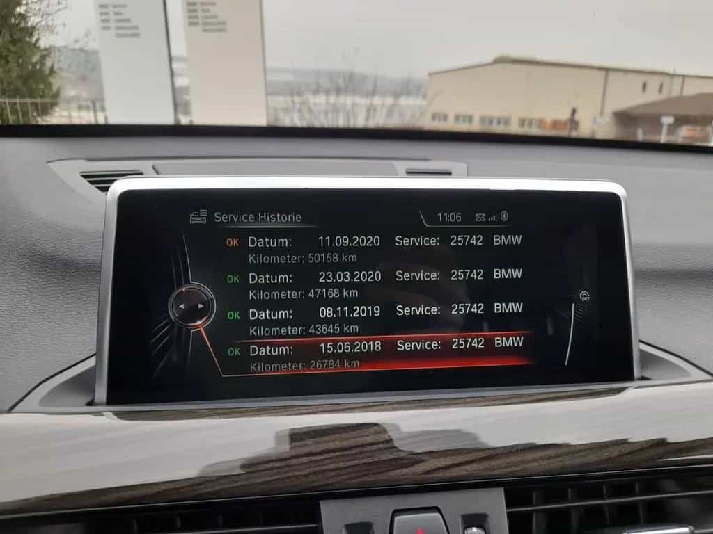 BMW X1 xDrive20i xLine,LED,PANO,RFK,HUD,NAVI,HIFI 03/2017-photo-29