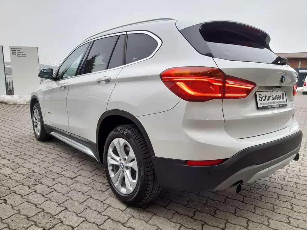 BMW X1 xDrive20i xLine,LED,PANO,RFK,HUD,NAVI,HIFI 03/2017-photo-5