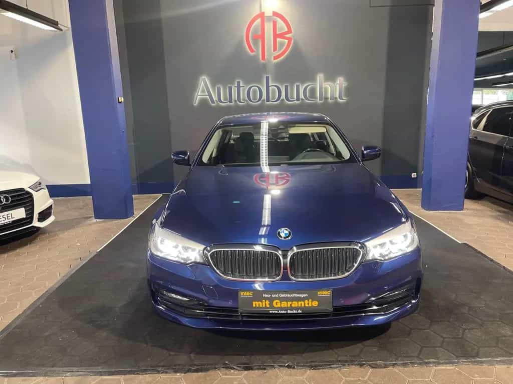BMW 5 Series 540 i xDrive Sport Line/PDC/LED/ACC/Shadowline 04/2017-photo-1