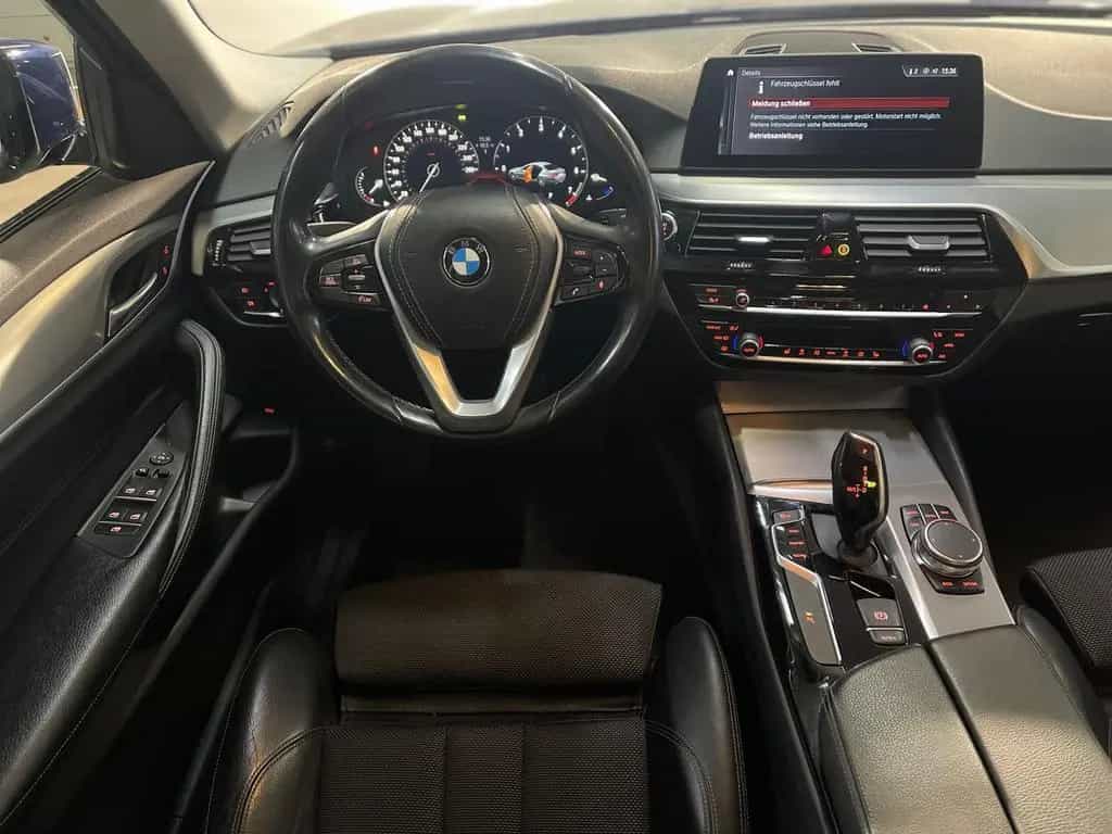 BMW 5 Series 540 i xDrive Sport Line/PDC/LED/ACC/Shadowline 04/2017-photo-10