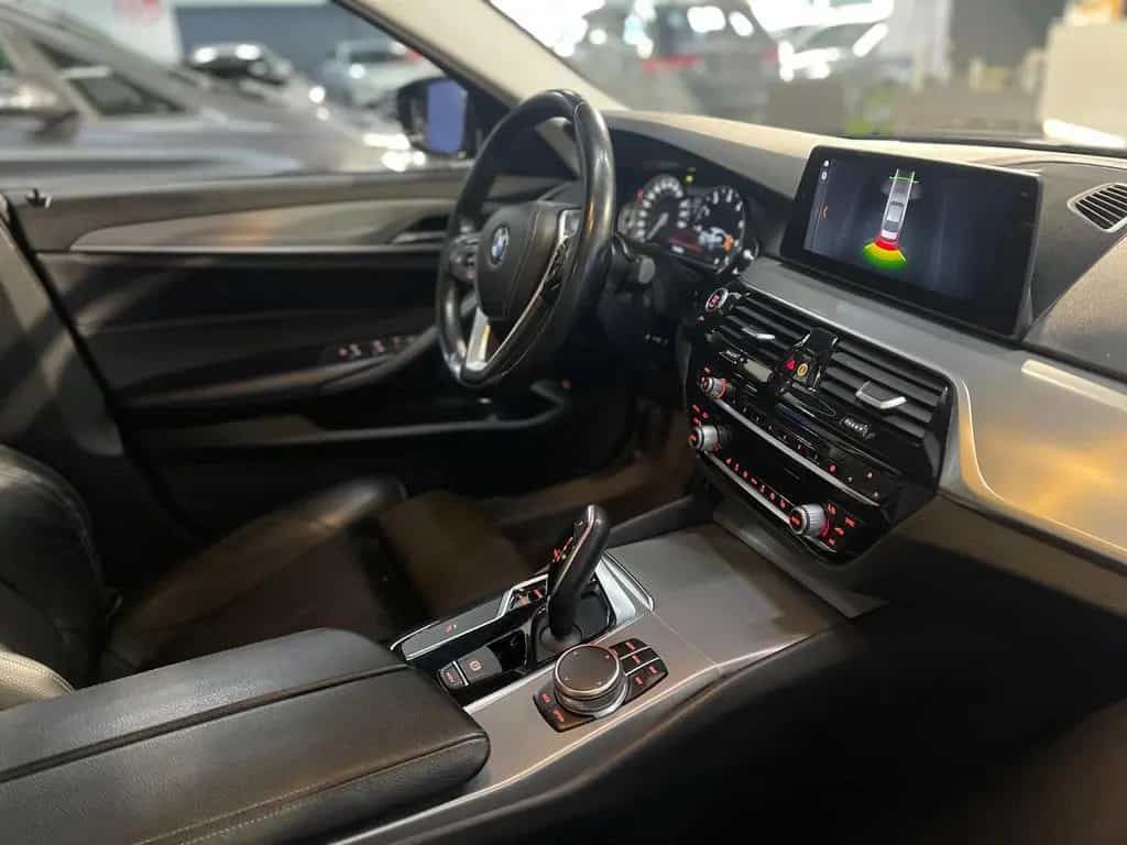 BMW 5 Series 540 i xDrive Sport Line/PDC/LED/ACC/Shadowline 04/2017-photo-9