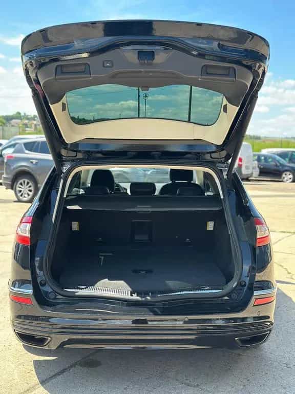 Ford Mondeo Turnier Vignale/ ACC LEDER KAMERA 02/2017-photo-17