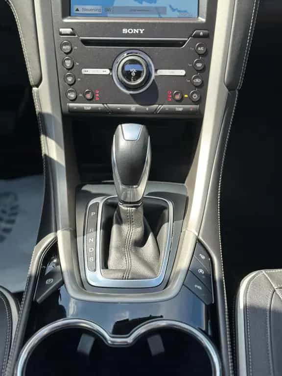 Ford Mondeo Turnier Vignale/ ACC LEDER KAMERA 02/2017-photo-26