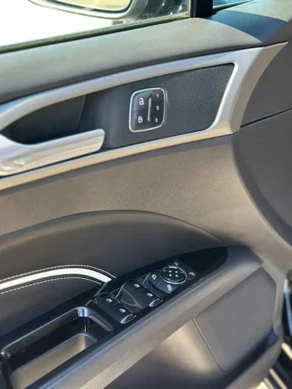 Ford Mondeo Turnier Vignale/ ACC LEDER KAMERA 02/2017-photo-9