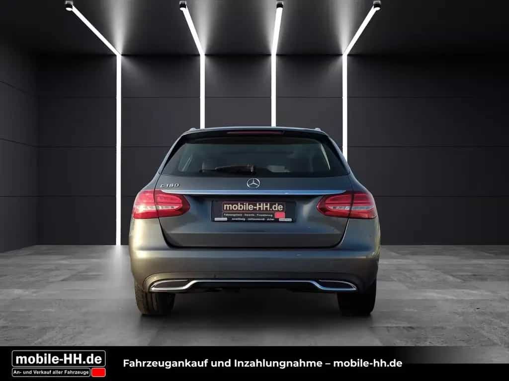 Mercedes-Benz C 180 T CGI*AVANTGARDE*COMAND*PANO*TWA* 06/2018-photo-4