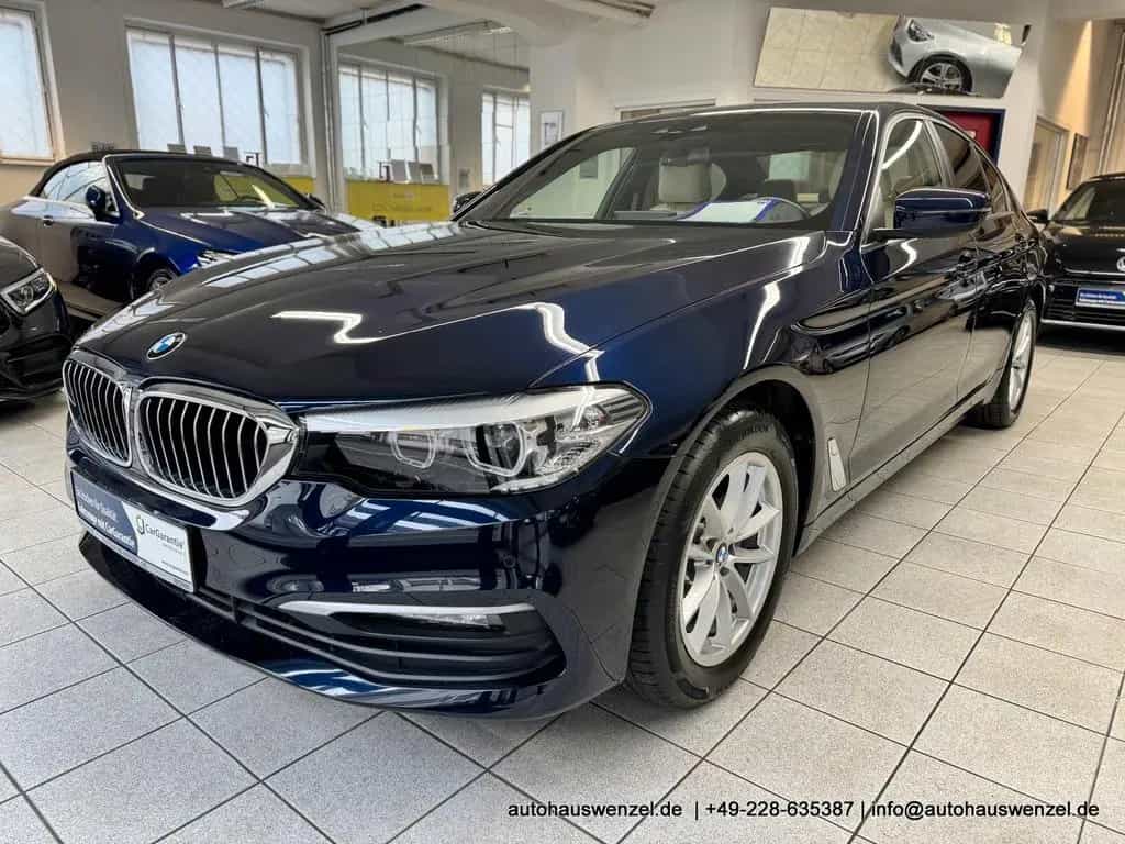 BMW 5 Series 520 d xDrive - nur 21.ooo km - LEDER SD AHK 360 03/2020-photo-2