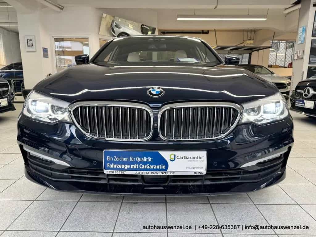 BMW 5 Series 520 d xDrive - nur 21.ooo km - LEDER SD AHK 360 03/2020-photo-31