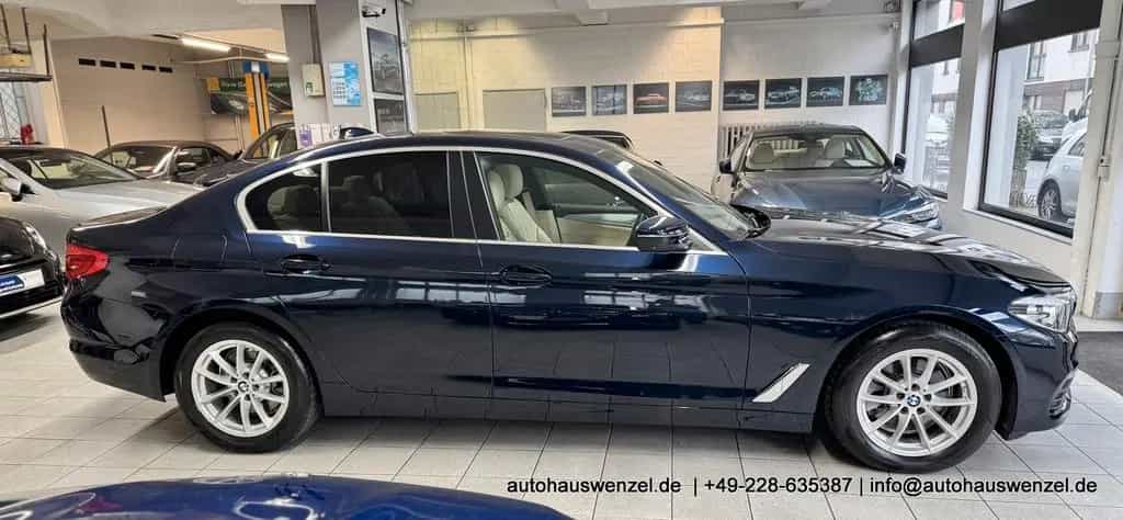 BMW 5 Series 520 d xDrive - nur 21.ooo km - LEDER SD AHK 360 03/2020-photo-5