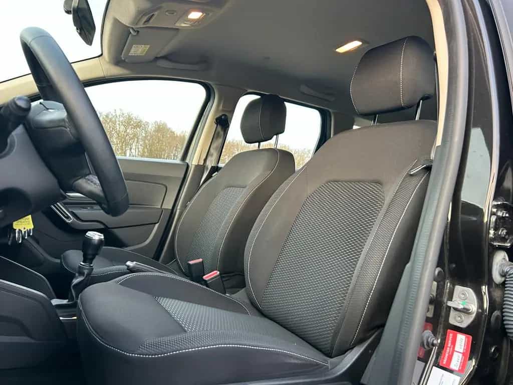 Dacia Duster II Comfort SCe 115 Navi Kamera PDC 03/2019-photo-13