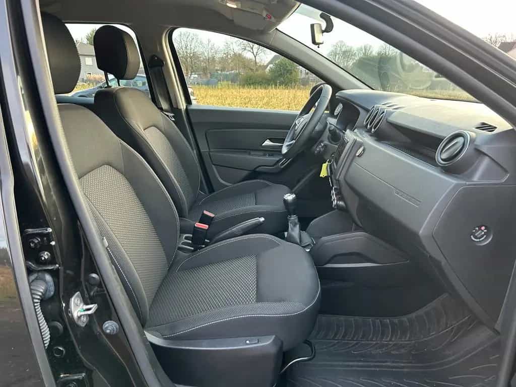 Dacia Duster II Comfort SCe 115 Navi Kamera PDC 03/2019-photo-19