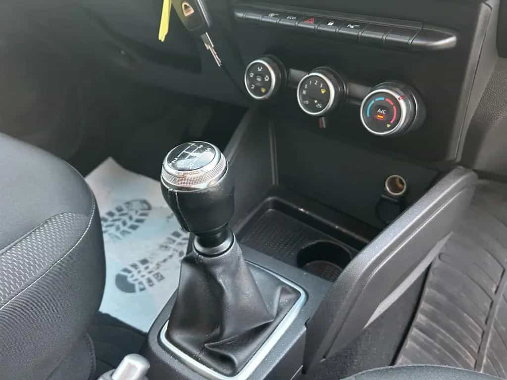 Dacia Duster II Comfort SCe 115 Navi Kamera PDC 03/2019-photo-23