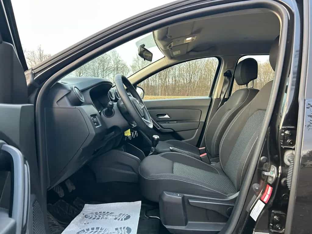 Dacia Duster II Comfort SCe 115 Navi Kamera PDC 03/2019-photo-9